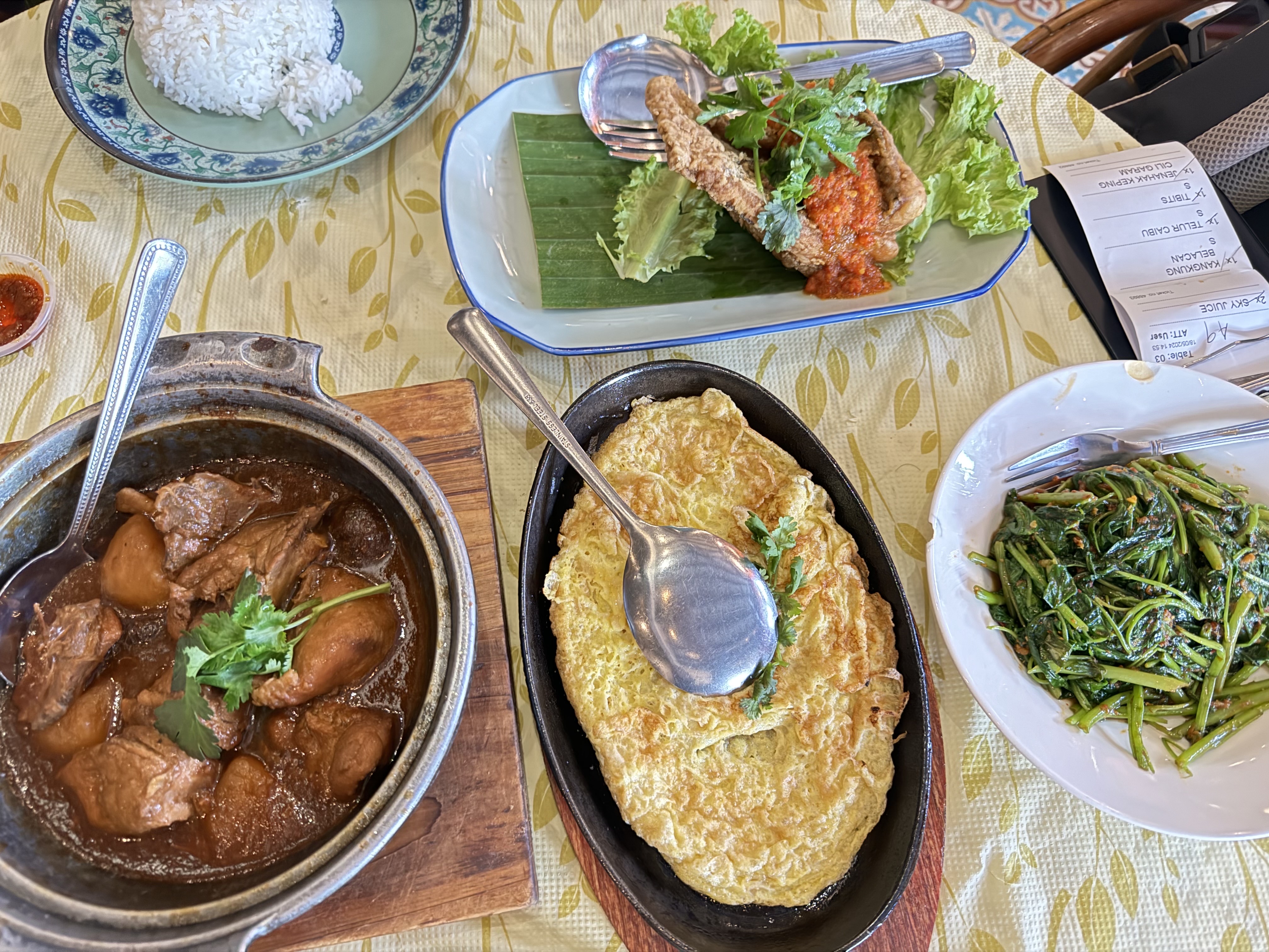 ATLANTIC NYONYA @ MELAKA RAYA - Halal Restaurant in Malacca, Malaysia