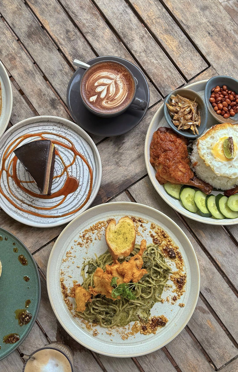The Kelapa Cafe by TRV Langkawi - Halal Restaurant in Langkawi, Malaysia