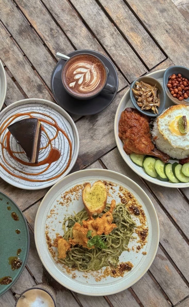 The Kelapa Cafe by TRV Langkawi - Halal Restaurant in Langkawi, Malaysia