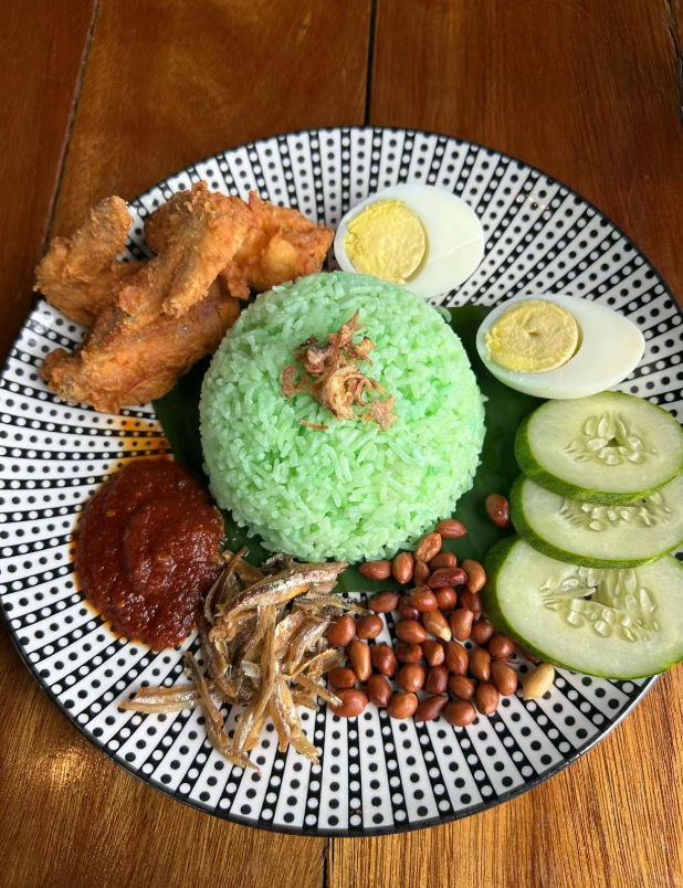 LEMBAYUNG CAFE - Halal Restaurant in Langkawi, Malaysia