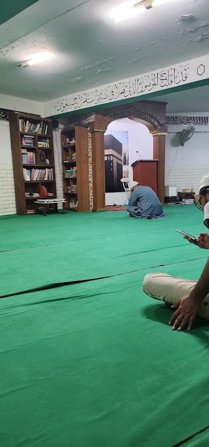 Faizan e Madina Muslim prayer room - Halal Restaurant in Busan, South Korea