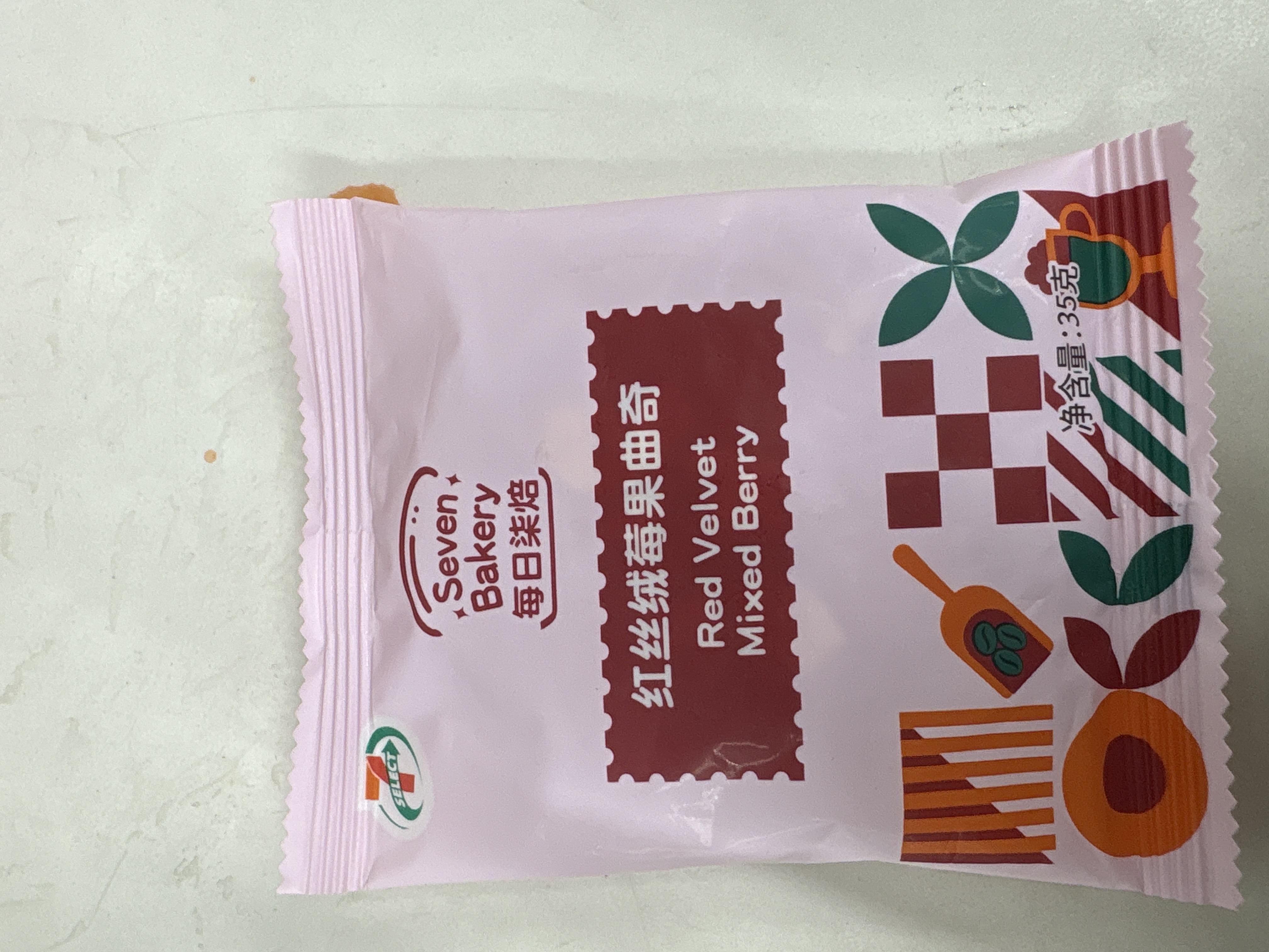 Seven Bakery – Red Velvet Mixed Berry