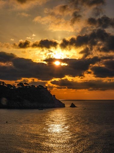 ARTURO  en Hamelin: Paisaje  (Palamós), #amanecer #palamos #cielo 