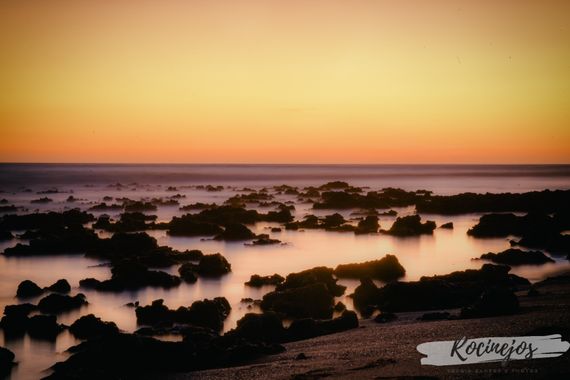 Sergio Santos Gil en Hamelin: Paisaje  (Barbate), #rocinejos l#argaexposicion #largaexposiciondiurna #mar #cadiz #zahora #atardecer #puestadesol #piedras #...