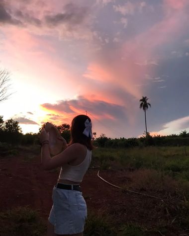Ailinlansing23 en Hamelin: Paisaje, The skyline falls as I try to make sense of it all. 🧃🧡