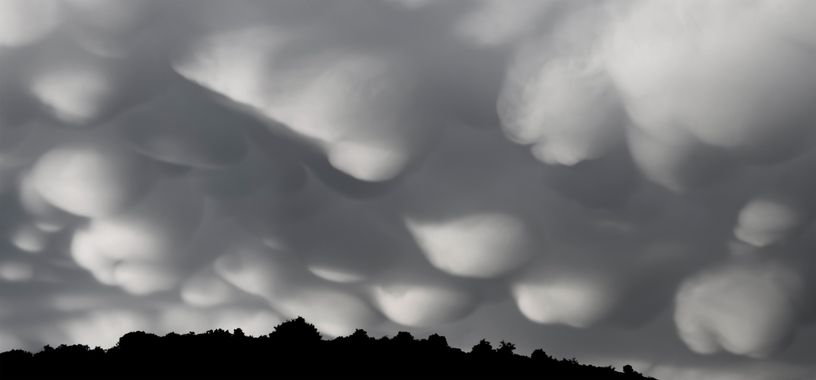 Ignicapillus en Hamelin: Paisaje  (La Guingueta d'Àneu), Mammatus

20 de julio de 2021. Tras la tormenta que me echó de Dorve, ya de regreso en Berrós (cer...