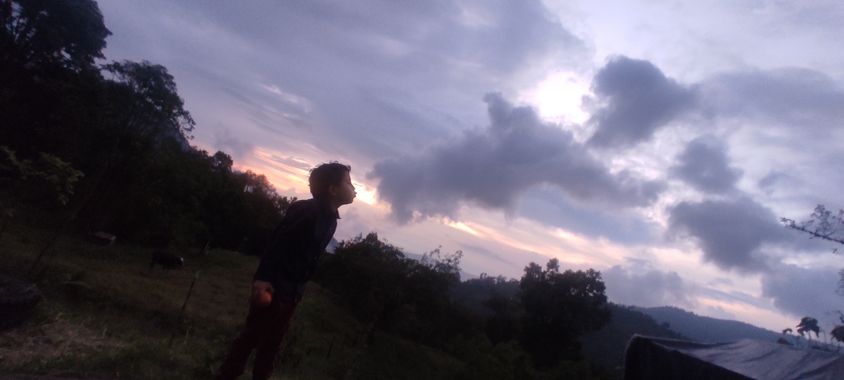 Krished en Hamelin: Paisaje, Soplando nubes