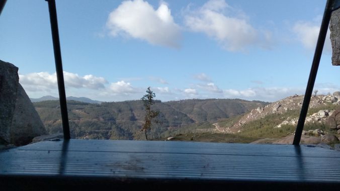 David en Hamelin: Paisaje  (Ponteareas), #paisaje #cielo #azul #Día