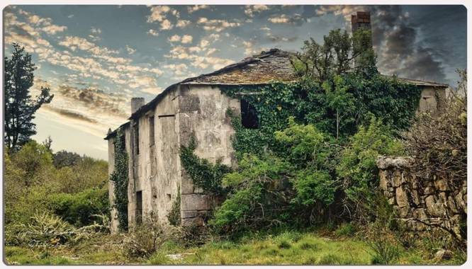 Manuropo39 en Hamelin: Paisaje  (Friol), Aldea abandonada