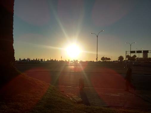 Letazblunti en Hamelin: Paisaje, Sol rambla d Montevideo..✨