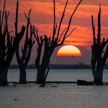 Marcos en Hamelin: Paisaje  (Miramar), Laguna Mar Chiquita en Miramar de ansenuza, Córdoba, Argentina #atardeceresdensueño #miramardeansenuza 