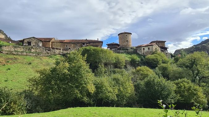 Daniel.velarde en Hamelin: Paisaje  (Proaza), #asturias #medieval #senderismo #naturaleza #otoño20 #pueblo #rural #
