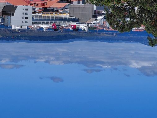 Mpinfante en Hamelin: Paisaje, ¿¿¿ Un Crucero por el Mediterráneo???
Por aquí no se está nada mal tampoco. 
