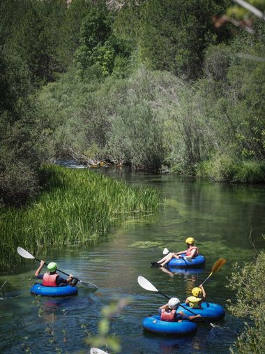 asdonperalejos en Hamelin: Paisaje, Rivertubing en el Alto Tajo 
#altotajo #deporte #educacionambiental 