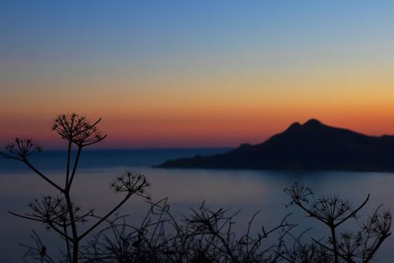 Justi en Hamelin: Paisaje  (Cabo de Gata), Atardecer en Cabo de Gata ....el descanso del Dragón!!!!
#andalucianice20 
#paisaje 
#landscape 
