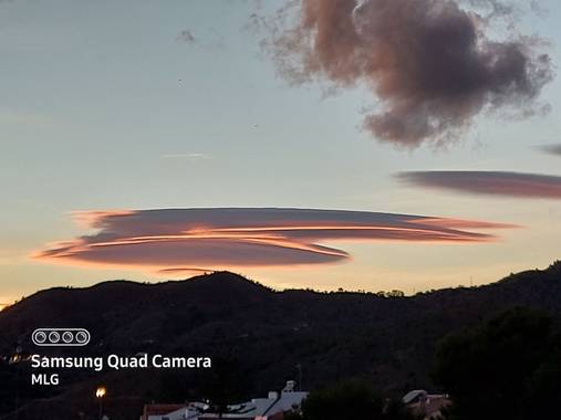 Apasnau75 en Hamelin: Paisaje  (Málaga), Nubes encendidas