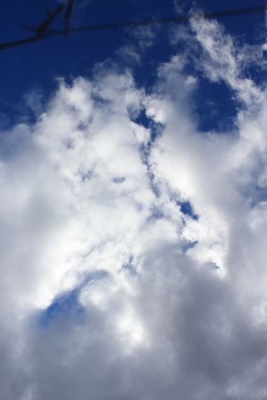 XxPrOzMeNxX en Hamelin: Paisaje, #azul #blanco #blau #blue #chile #cielo #clouds 
#fotografia #fotografie #grau #grey #gris #nubes #photography #schatz #s...