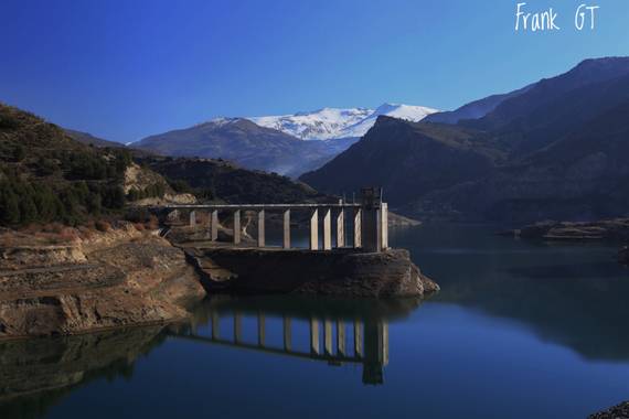 Frankgt48 en Hamelin: Paisaje  (Granada), #paisaje #agua #reflejos #montaña 