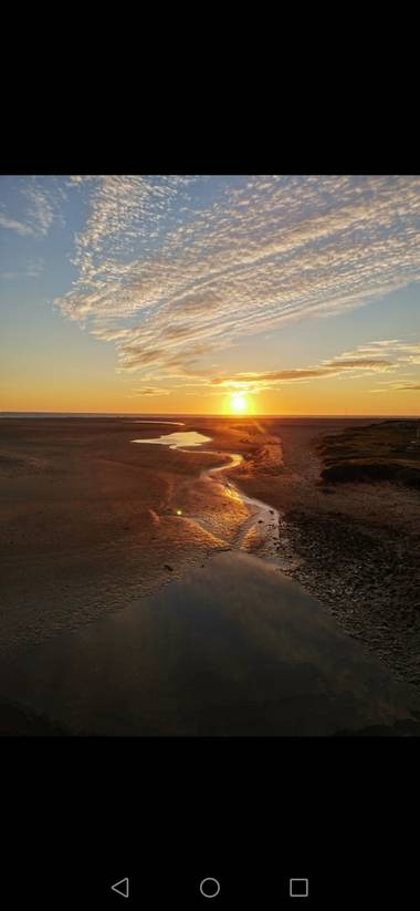 Candilago18 en Hamelin: Paisaje  (Conil de la Frontera), #paisajesespaña #sinfiltro #conildelafrontera #playadelosbateles
#riosalado #sol #puestadesol 