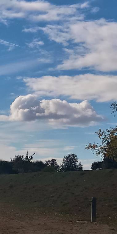 Je2692002 en Hamelin: Paisaje  (Cardedeu), Cielos de otoño en Cardedeu.