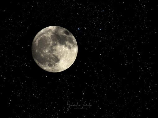 Juankafv en Hamelin: Paisaje  (Málaga), Si pestañeais os perdereis su esencia, recordad que mañana dia 14/06/2022 tendremos la luna de fresa que ya se esta...