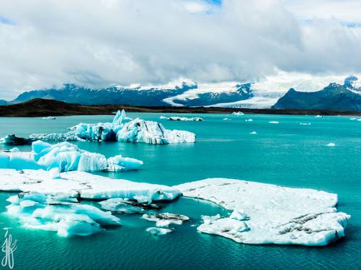 Jesús Foronda en Hamelin: Paisaje  (Sveitarfélagið Hornafjörður), Jökulsárlón es el mayor lago glaciar de Islandia. Esta alimentado por Vatnajökull (el gla...