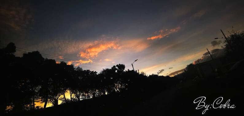 Jefersongodoy.18 en Hamelin: Paisaje  (Niza), Atardecer inesperado #atardecer