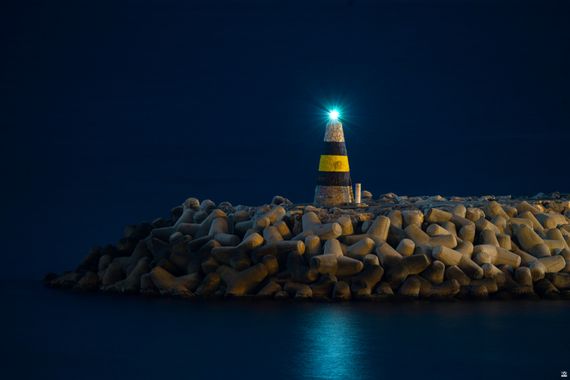 Acorazado3000 en Hamelin: Paisaje  (Benalmádena), Lighthouse.

#fotografiacarloscalvo #lighthouse #faro #luz #guia #mar #oceano #farobenalmadena #largaexpo...