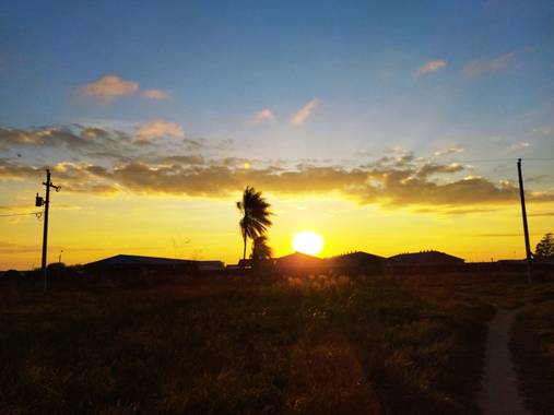 Yani808.yv en Hamelin: Paisaje  (La Guardia), #amanecer #sunrise #a #sunset #sky #nature #photography #naturaleza #landscape #atardecer #ig #sol #cielo #me...