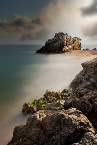 itsanoemithing en Hamelin: Paisaje  (Sant Pol de Mar), “Beauty of Water”
•
•
•
🪄Edit your images like a Pro and save time with Lightroom Presets (Link in ...
