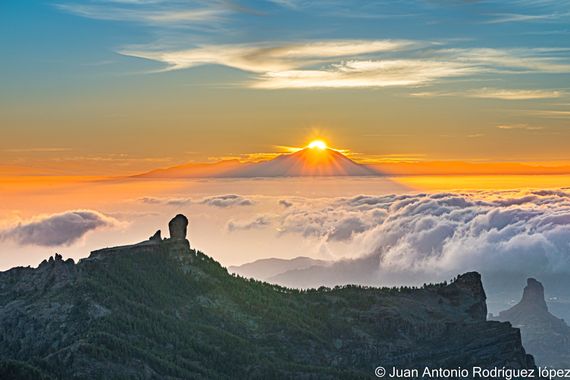 Jjarolo en Hamelin: Paisaje  (Vega de San Mateo), Puesta de sol justo detrás del Pico del #Teide en la isla de #Tenerife. Fotografia sacada desde el #Picod...