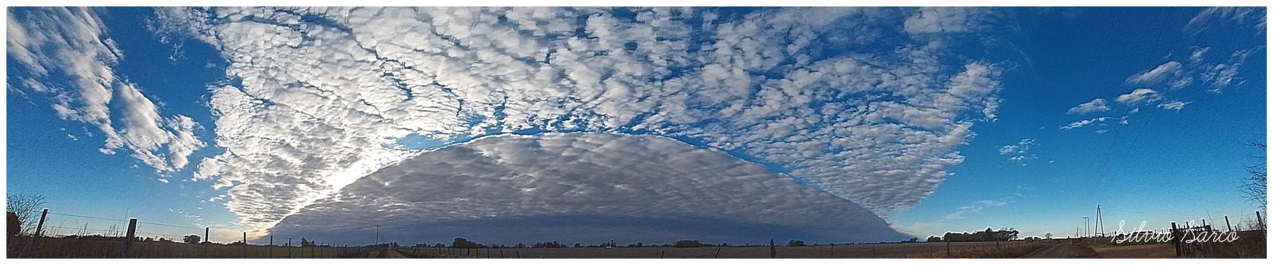 silviosarco en Hamelin: Paisaje  (Buenos Aires), #cielo pampeana #nubesraras #nubesy cielo #nubesdealgodon 
