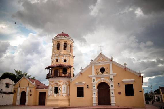 mauricioacmal en Hamelin: Paisaje  (Mompós), Iglesia Santa Bárbara de Mompox.

Hermosa arquitectura Colonial.

#paraiso #paisajecolonial #colonia 