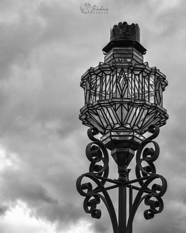 Jrbiedmafotografia en Hamelin: Paisaje  (Priego de Córdoba), #foto #fotografia #blancoynegro #fotografiablancoynegro #nubes #farola #priegodecordoba #adarv...