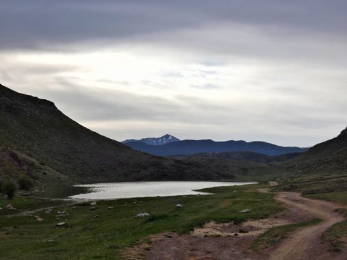 mariale en Hamelin: Paisaje  (Cabrillanes), 📸 #marialemdza #CumpleHamelin 
#primavera2022 #spring2022 #LagoDeBabia #Cabrillanes #ProvinciaDeLeón #Babia  #...
