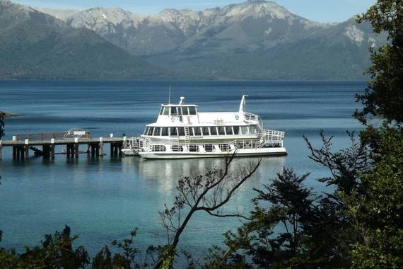 Federicadaluz en Hamelin: Paisaje  (Los Lagos), #bosquedearrayanes #patagoniaargentina #neuquen #argentina #catamaran #villalaangostura #invierno20 