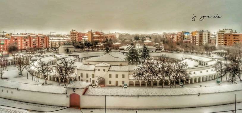 J. Grande en Hamelin: Paisaje  (Albacete), Recinto ferial de albacete en días de nieve,más común mente llamado como los redondeles.
#invierno20#feria#albac...