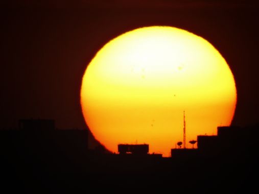 Marcos Valero Espinal  en Hamelin: Paisaje  (Caracas), #astrofotografia #sol #sunsetphotography #sun #sunset #sundown 