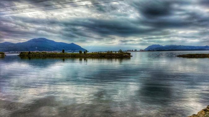 Sortueta en Hamelin: Paisaje  (Santoña), Siempre el mar...