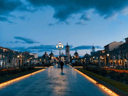Lesanz en Hamelin: Paisaje  (Alcalá de Henares), Se nos va el día #centrohistorico #alcala_de_henares #inviernos
#noches 