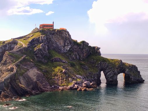 pili.garca en Hamelin: Paisaje, #euskadi #juegodetronos #sanjuandegaztelugatxe 