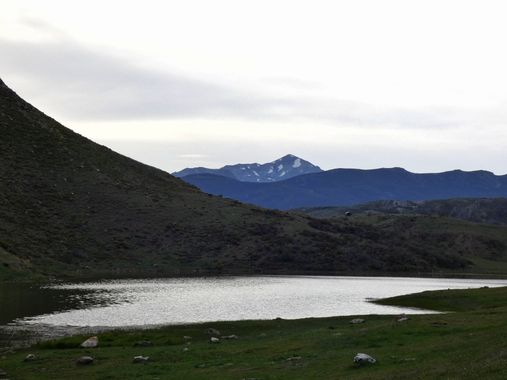 mariale en Hamelin: Paisaje  (Cabrillanes), 📸 #marialemdza #CumpleHamelin 
#primavera2022 #spring2022 #LagoDeBabia #Cabrillanes #ProvinciaDeLeón #Babia  #...