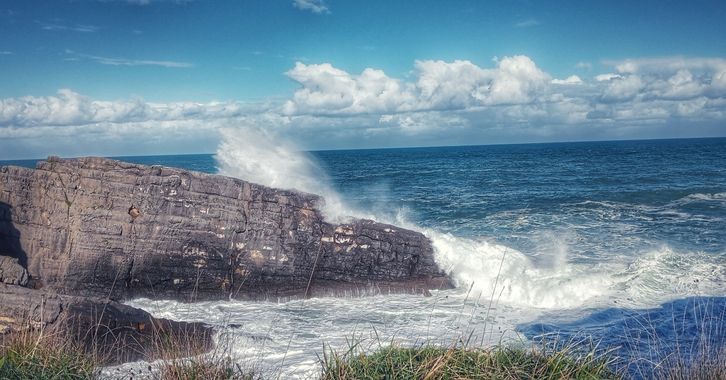 Sortueta en Hamelin: Paisaje  (Castro-Urdiales), Mar de fondo 