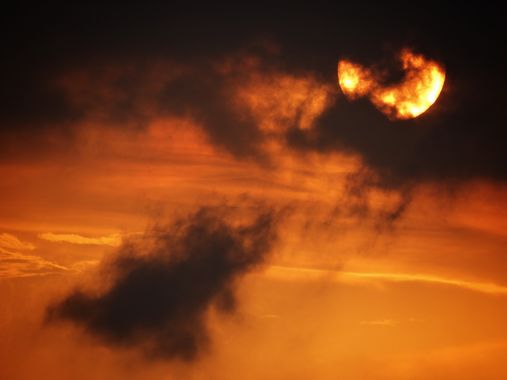 Marcos Valero Espinal  en Hamelin: Paisaje  (Caracas), #astrofotografia #sol #sunsetphotography #cloudphotography #sun #nubes 