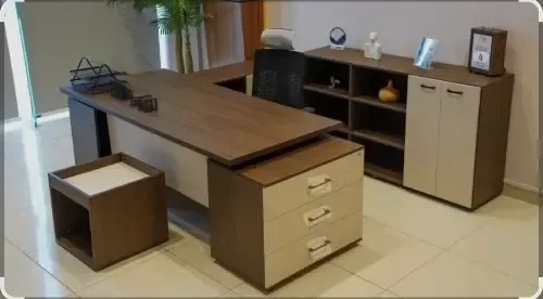 مكتب تجاري بسوق الكهرباء