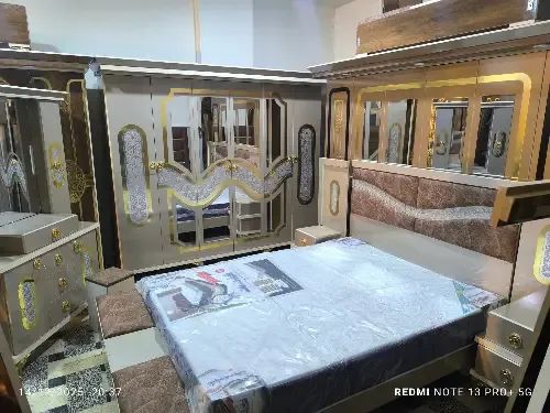 مفروشات غرف نوب ملكية