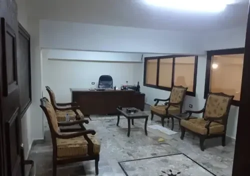 مصنع في المدينة الصناعة بحسياء