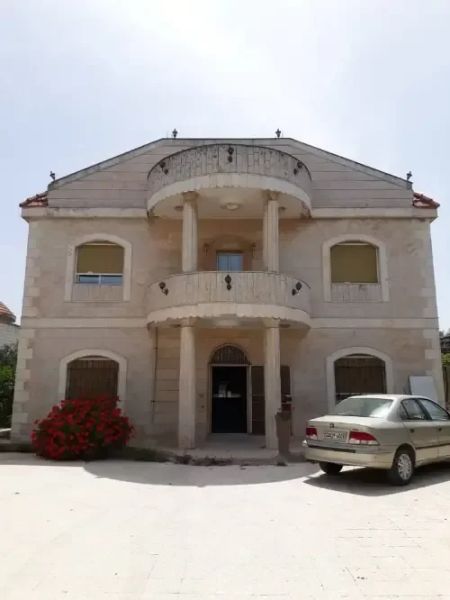 مزرعة في الاوراس للبيع