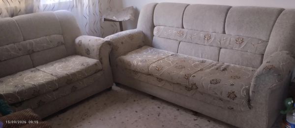 طقم كنب ٦ قطع (ثلاثية وثنائية و٤ مفارد)