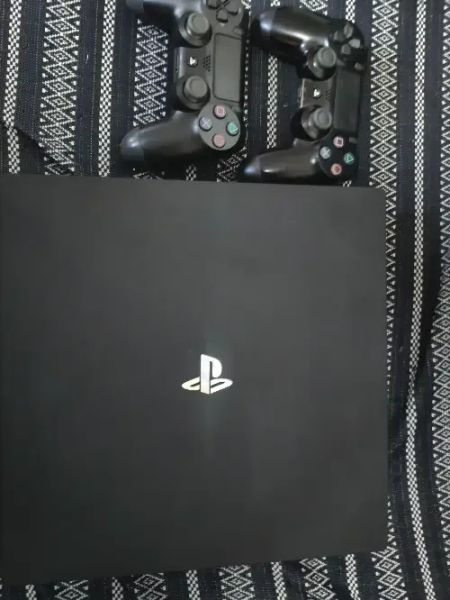 بلايستيشن برو استعمال خفيف